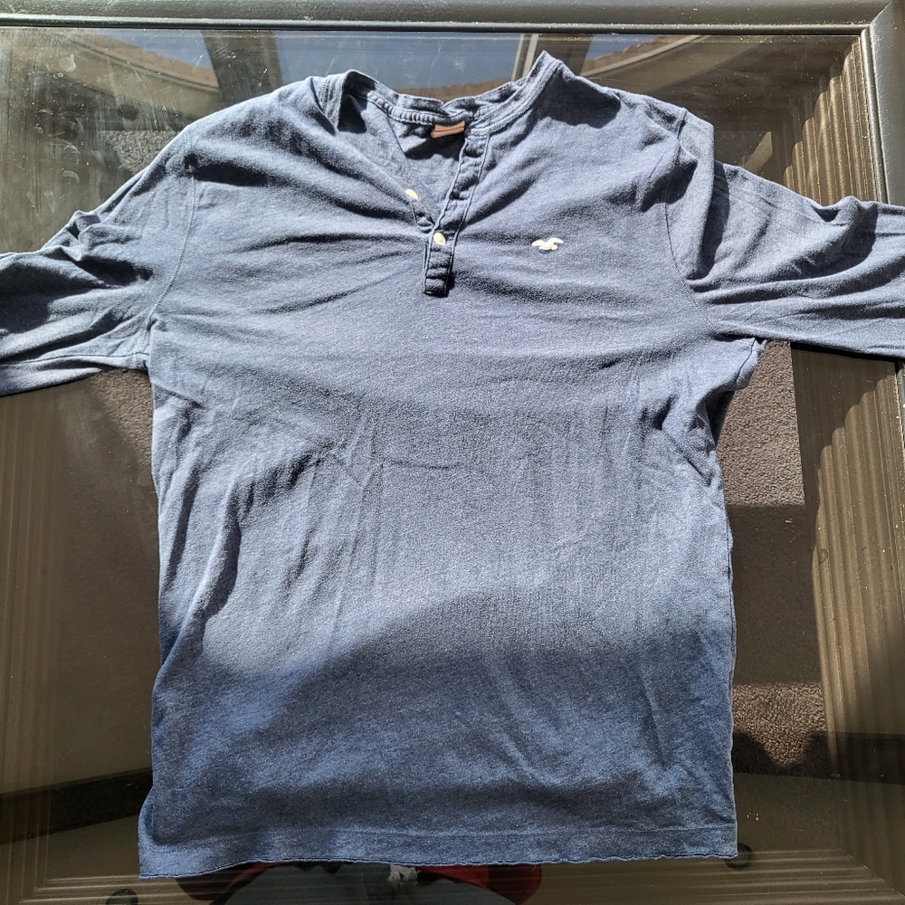 Blue Hollister Longsleeve T